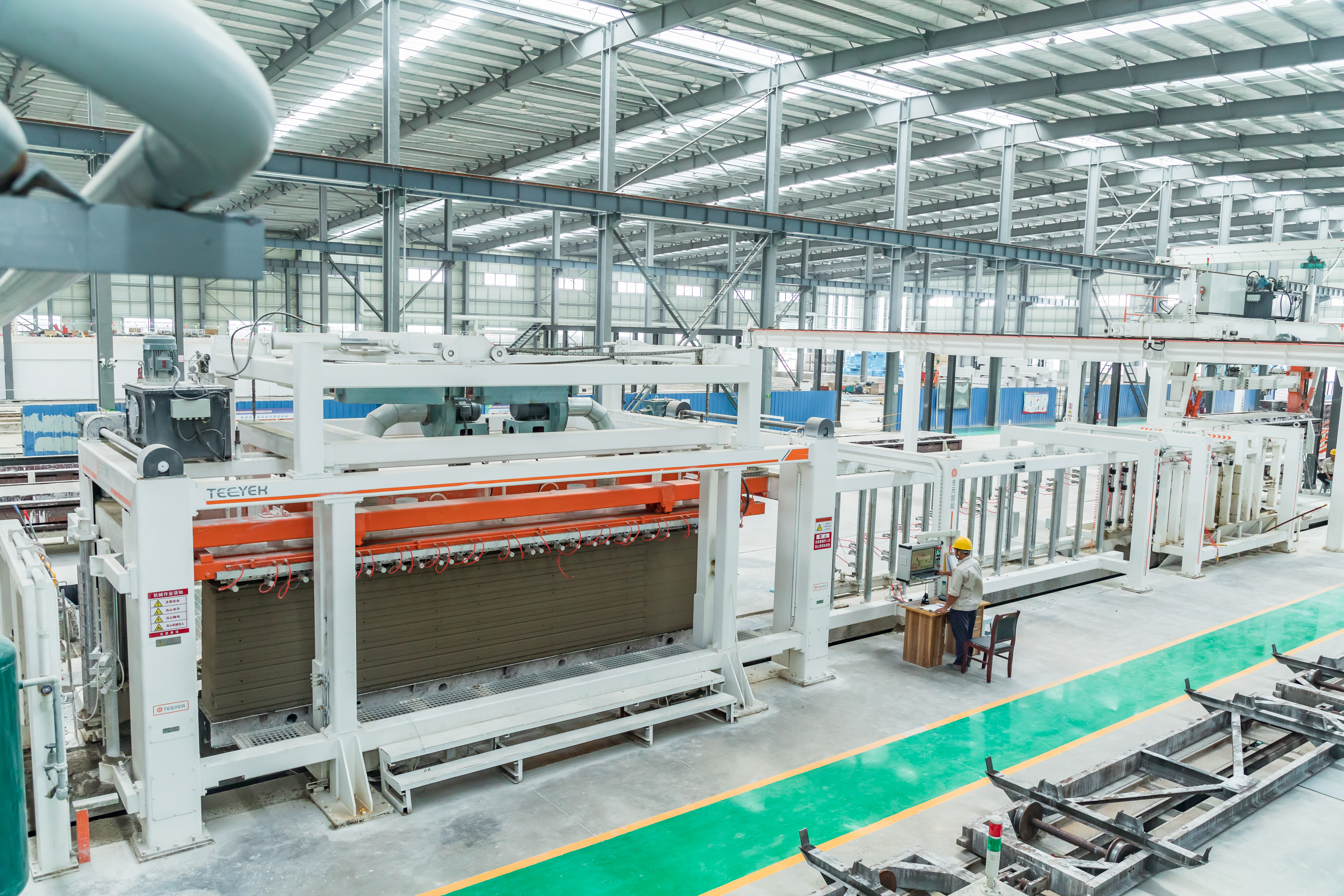 Легкая операция CE гидравлическая мухая пепельная кирпичная машина