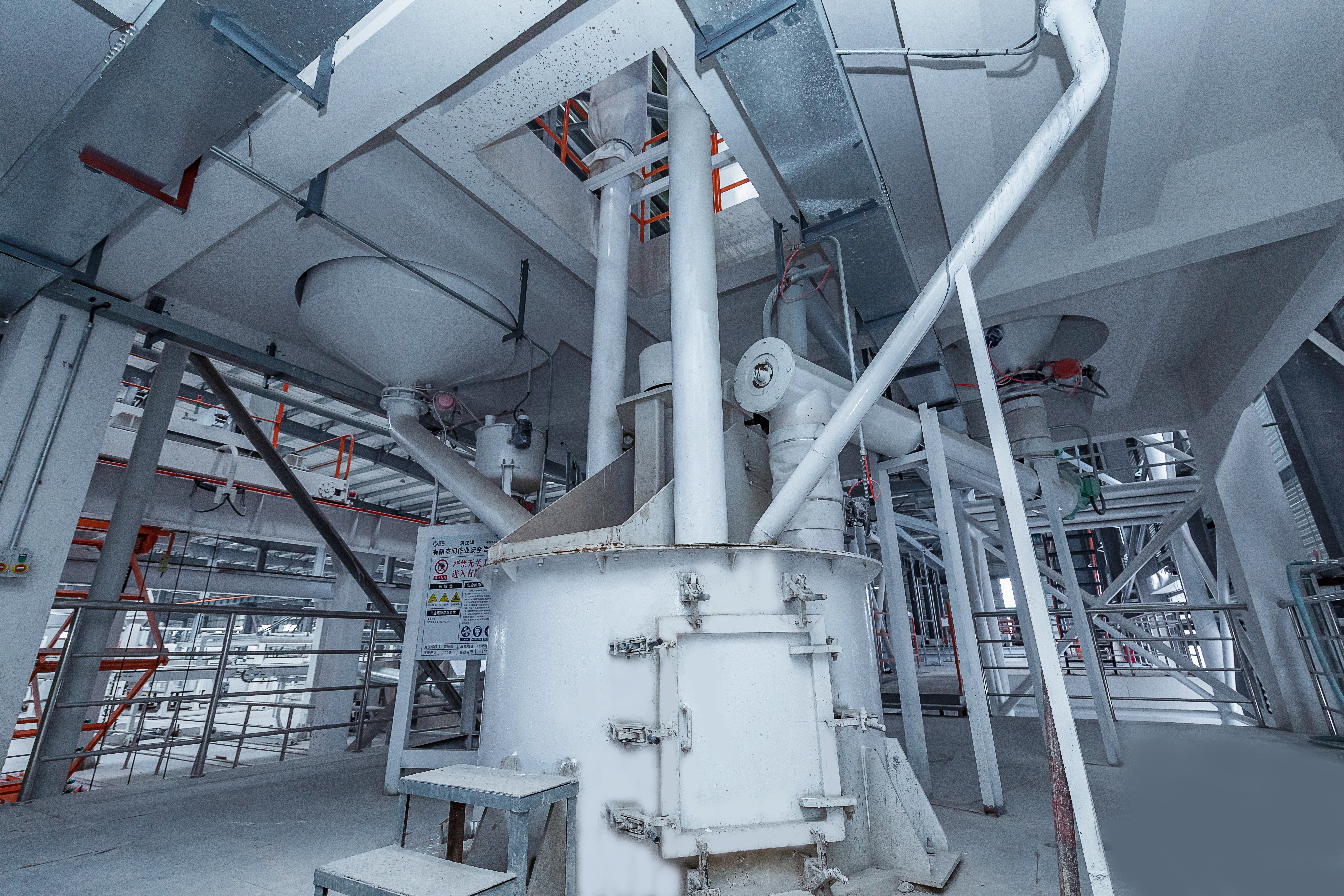 Эффективное смешивание суспензии с вертикальным заливным миксером